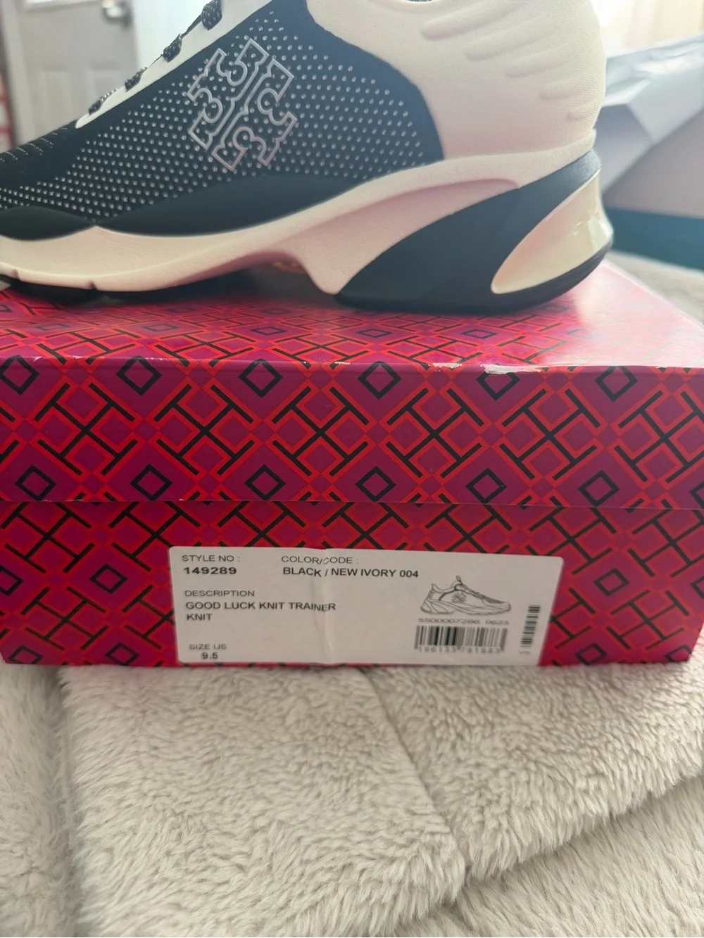 Tory Burch Good Luck Knit Trainer Size 9.5